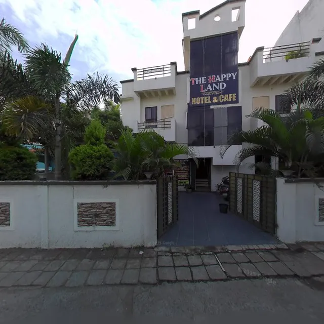 Hotel O The Happy Land Hotel & Cafe