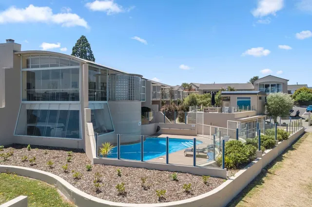 The Village Resort, Taupō