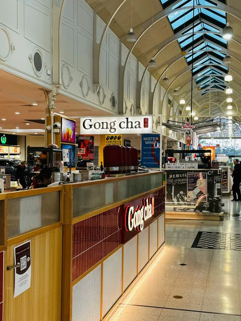 Gong Cha Forest Lake