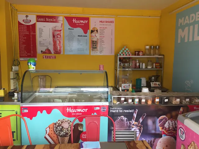 HAVMOR Ice Cream Parlour