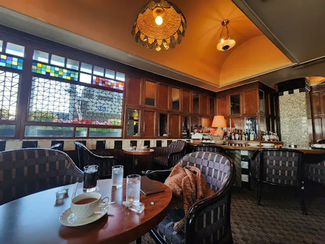 Yokohama Seryna steak dome