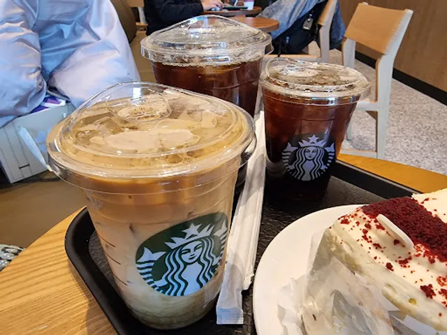 Starbucks Sungnyemun SG Tower