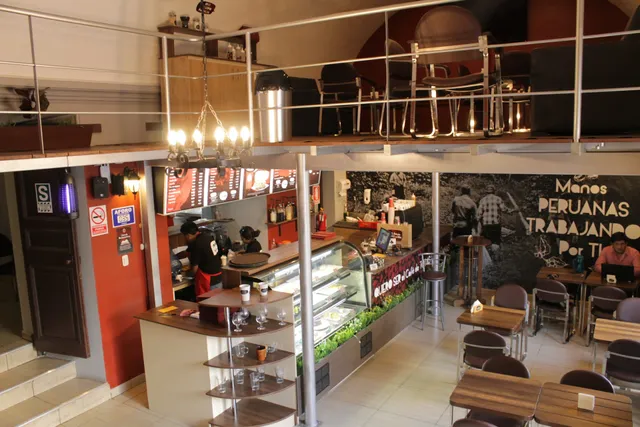 Cumbre Espresso Cafeteria - Cafe gourmet