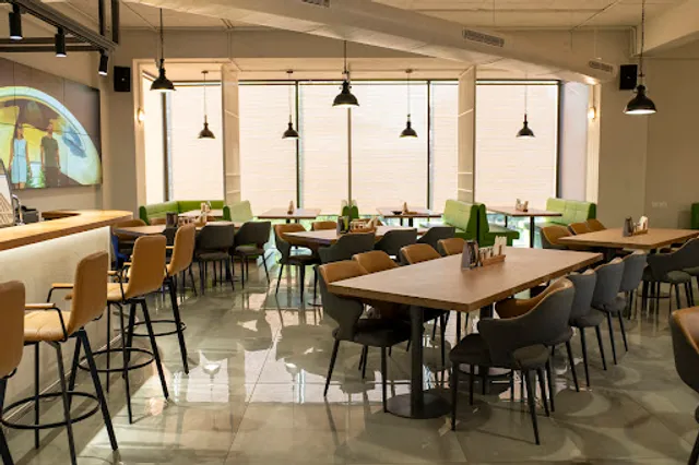 Pizzawala’s Brewing Co. | Best pizza in Anand