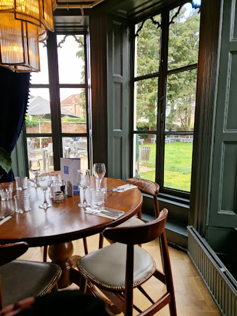 Hartford Hall, Hartford