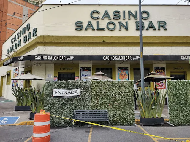 Salon Casino
