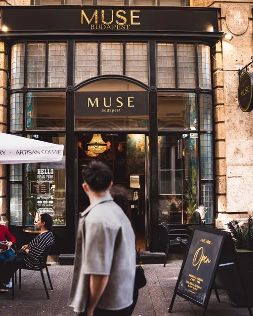 Cafe Muse