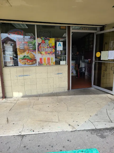 COFFEE & DONUTS PEÑA