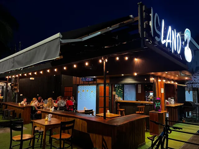 Island Restaurant and Bar
