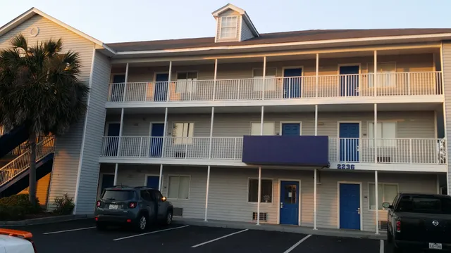 InTown Suites Extended Stay Charleston SC - West Ashley