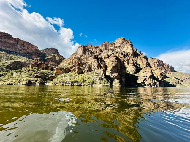 Canyon Lake Marina & Campground