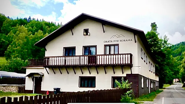 Cottage Under the Mountains