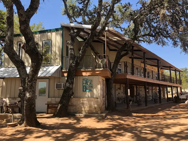 Scott’s Landing LLC