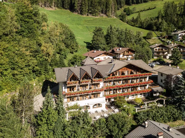 Genießerhotel Alpenhof - Ulten