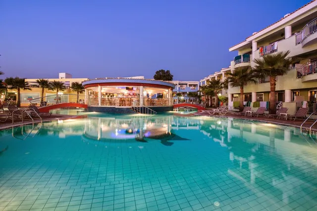 Caretta Beach Holiday Village