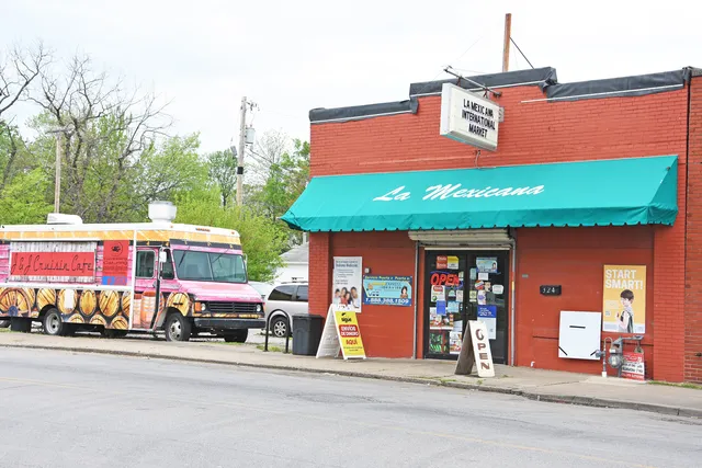 La Mexicana International Market