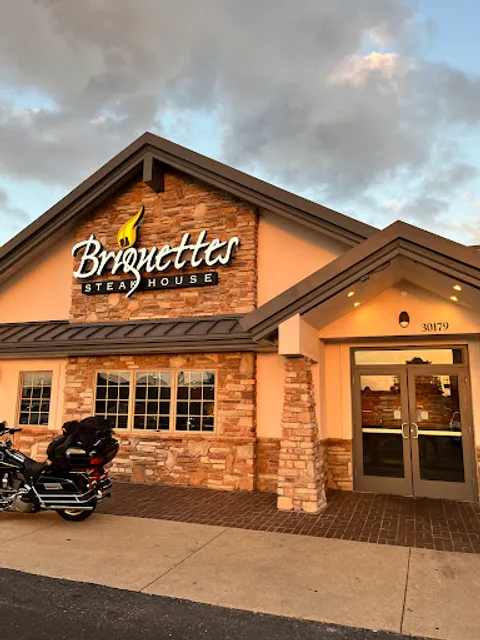 Briquettes Steakhouse