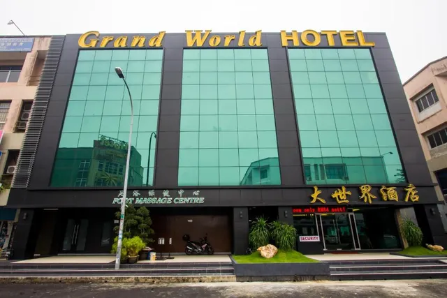 Grand World Hotel
