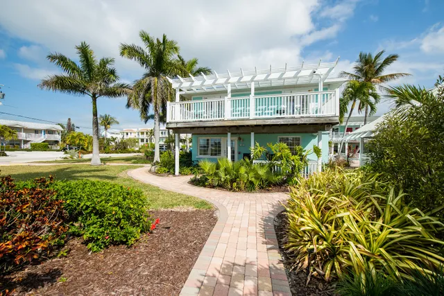 Tropic Isle at Anna Maria Island Inn
