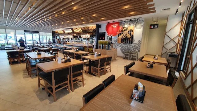 Marugame Udon, Danau Sunter Utara