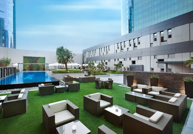 DAMAC Maison Cour Jardin