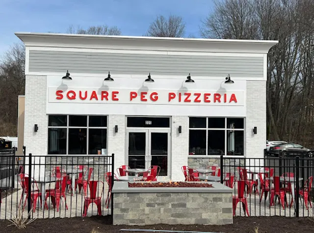 SQUARE PEG PIZZERIA VERNON