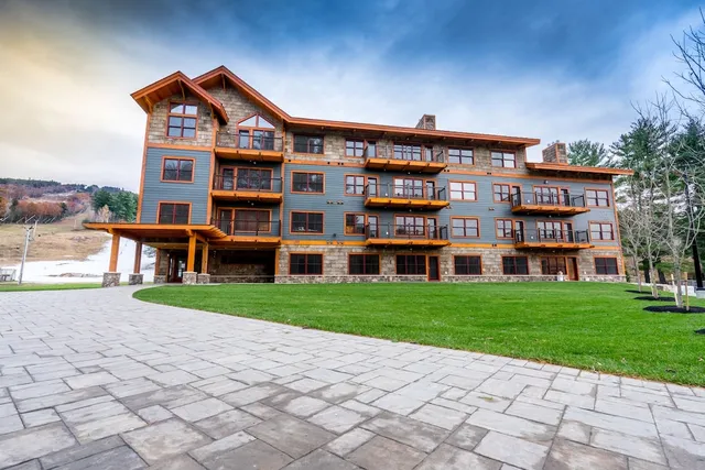 Cranmore Condominium Lodging