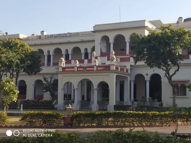 Hotel Khasa Kothi by RTDC