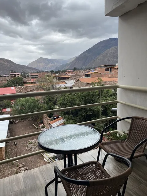 Hotel California Urubamba