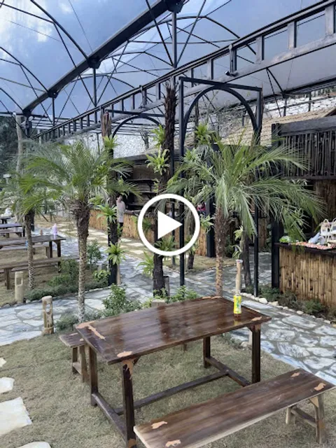 May Garden - Vườn Trên Mây