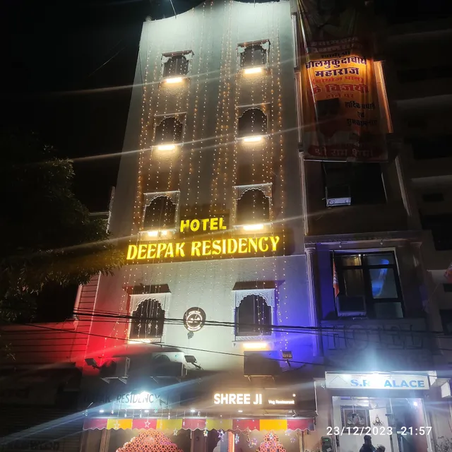 Hotel Deepak Residency
