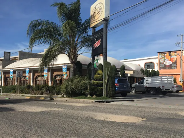 Chu'y Mariscos el Negro