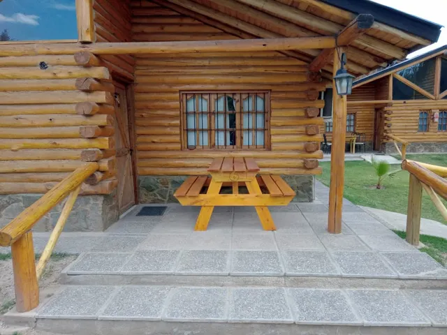 CABAÑAS VALLE LUNLUNTA MAIPU MENDOZA