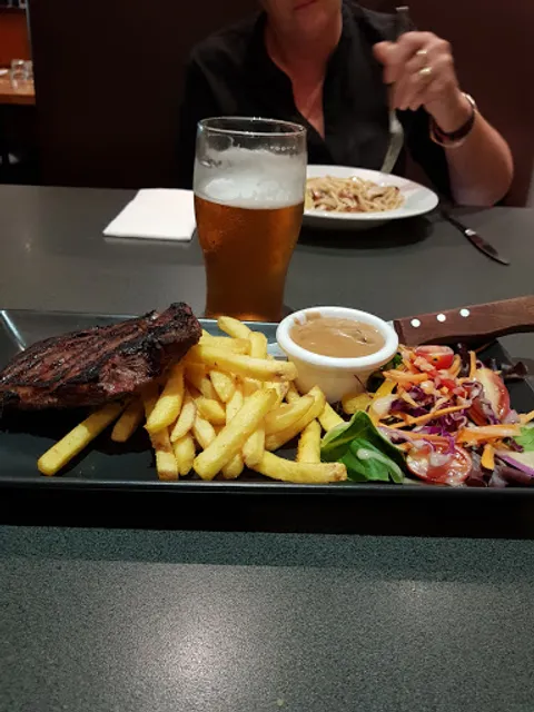 Parks Tavern & Restaurant