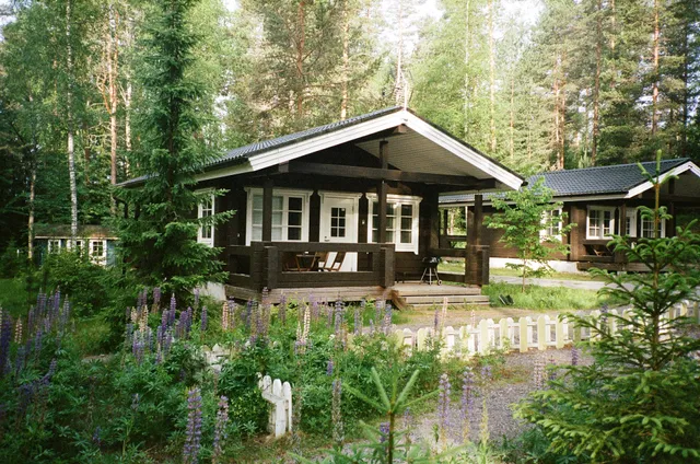 Fish & Fun Holiday Village