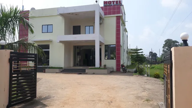 Hotel samrat