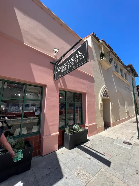 Anastasia’s Fine Jewelry