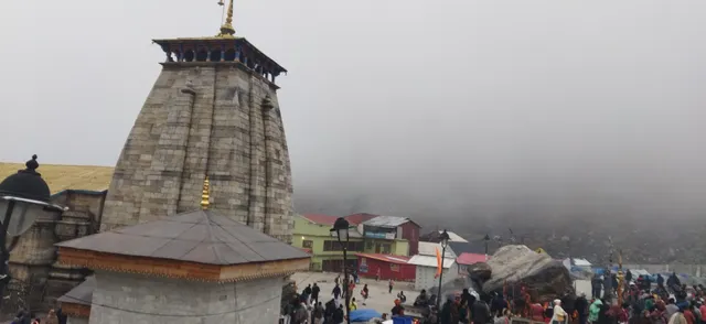 Kedarnath Shiva Camps : Traowl