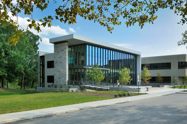 Virginia-Maryland College of Veterinary Medicine