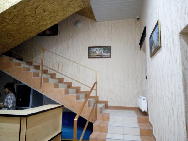 Khostel V Odesi Lohovo