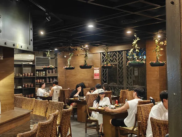 The Crab Seafood & Grill