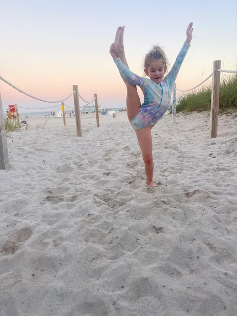 Forest Hills Rhythmic Gymnastics Dance