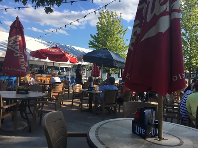 Snuggery River Roadhouse