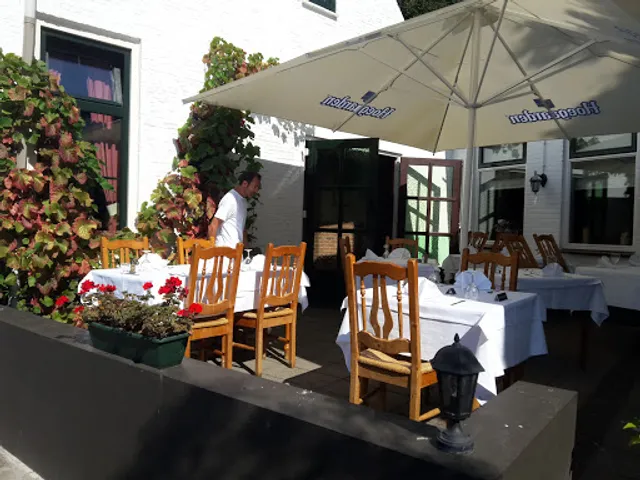 Ristorante-Pizzeria La Luna Rossa