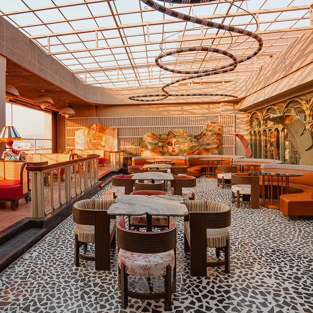 Mansionairre By The Roof