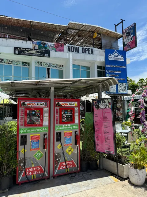 Doggystyle Rooftop Bar and Lounge