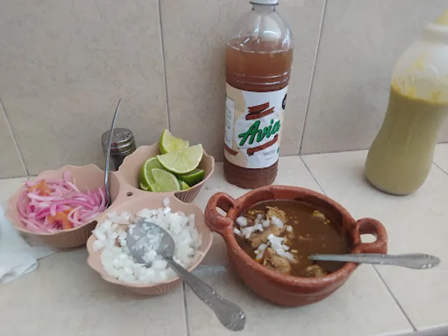 Birria Jauregui Sucursal Mercado de la Cruz