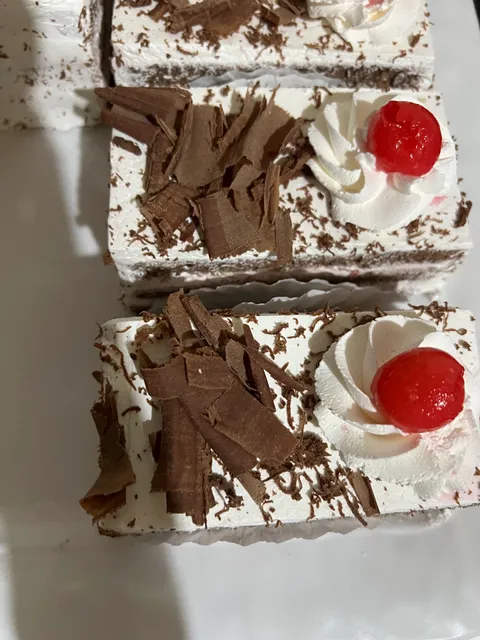 Amasanderia la Reyna