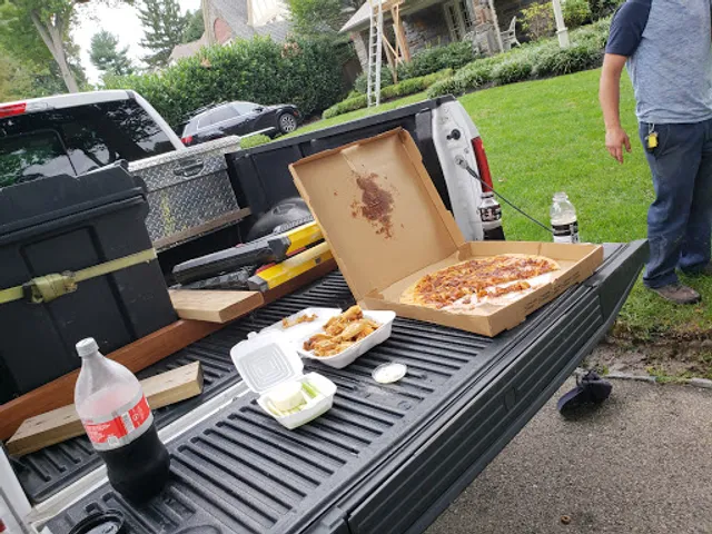 Main Line Pizza & Catering