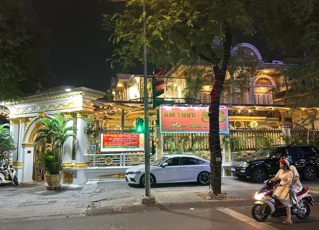 Khách Sạn Anh Tú